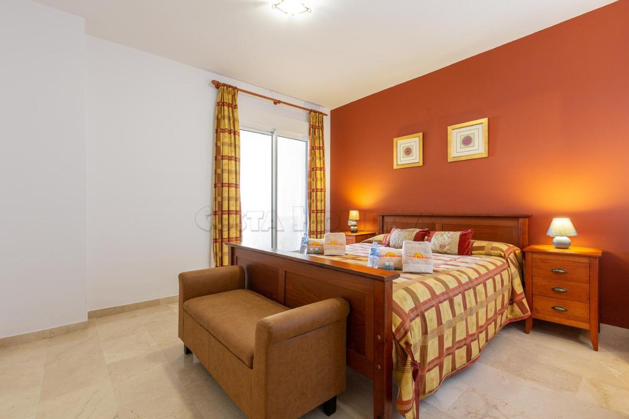 Bermuda Beach 52 Estepona Ngoại thất bức ảnh
